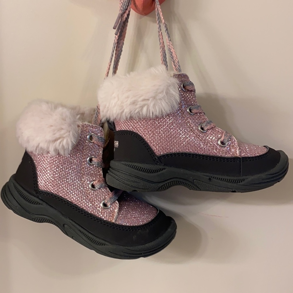 Oshkosh Winter Boots